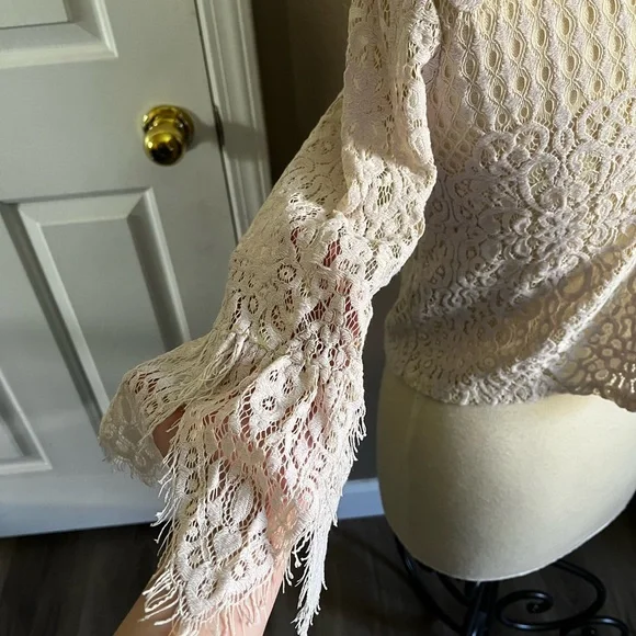 Zara lace l/s blouse - Picture 5 of 7